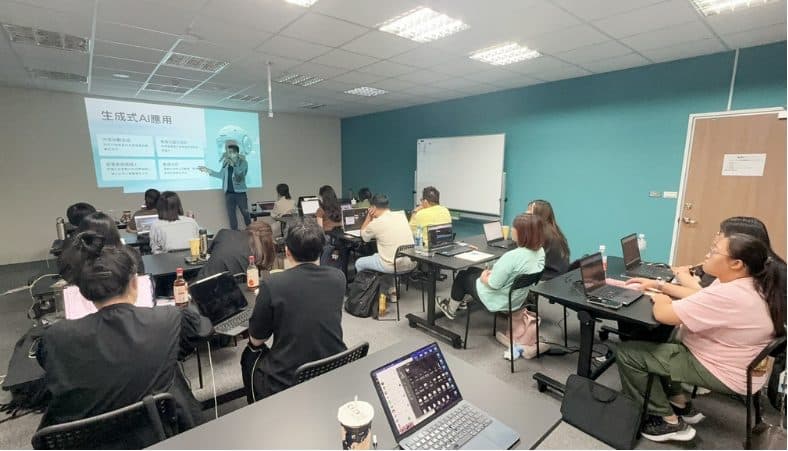 Adam 授課現場 11